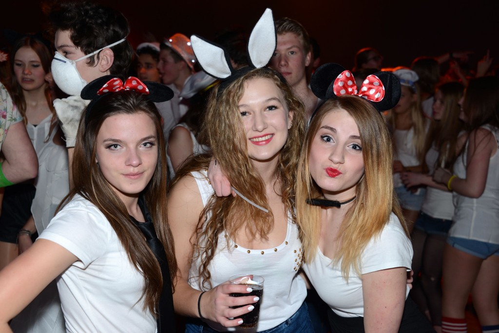 ../Images/Jeugddisco White Edition 163.jpg